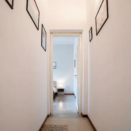 Centro Stazione Aeroporto Wi-fi&self Check-in Appartement *